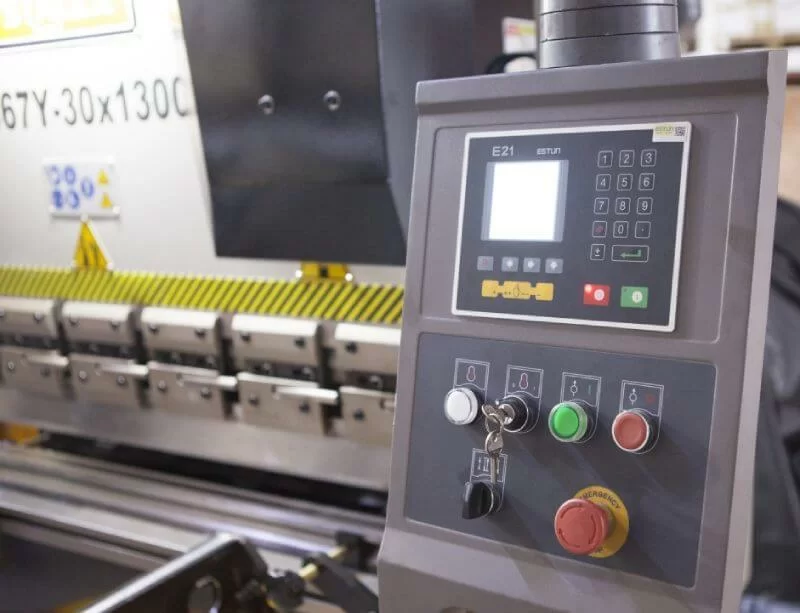 Пресс листогибочный Stalex W67Y-30x1300 Е21 электрогидравлический – №2