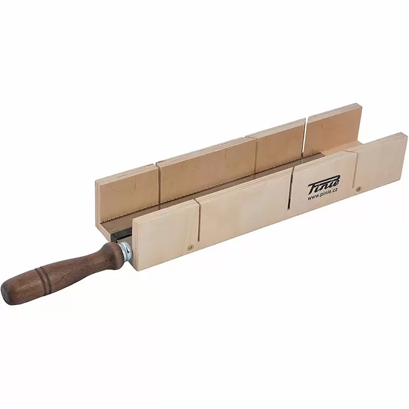 Стусло из фанеры с ножовкой Pinie 300х57х40 мм – фото №1 Стусло из фанеры с ножовкой Pinie 300х57х40 мм – №1