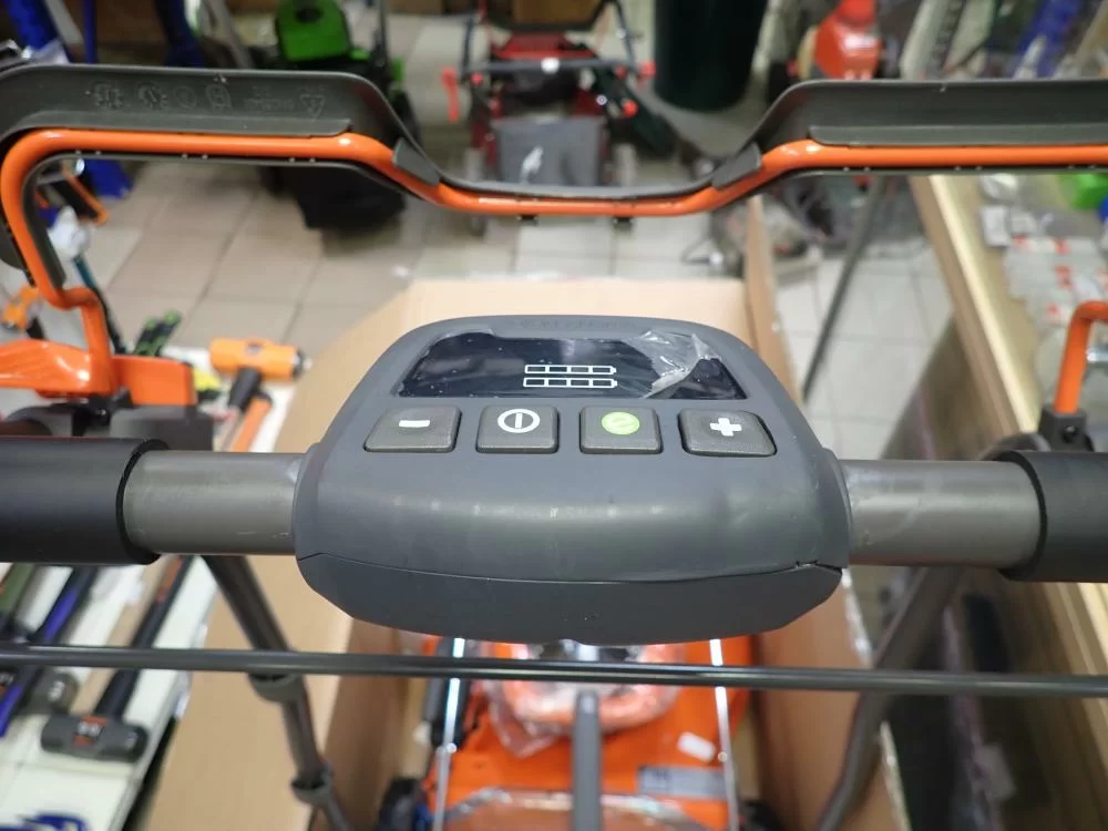 Аккумуляторная газонокосилка Husqvarna LC353VXI (без акк. и з\у) – №2