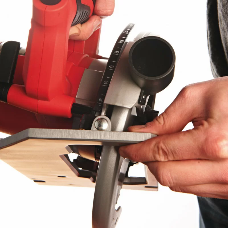 Пила циркулярная Milwaukee CS 60 – фото №1 Пила циркулярная Milwaukee CS 60 – №1