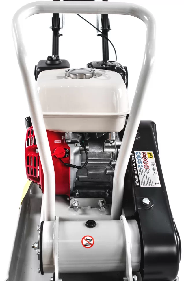 Виброплита бензиновая Helmut RP86H – фото №7 Виброплита бензиновая Helmut RP86H – №7