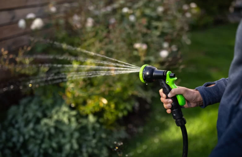 Аккумуляторный насос Greenworks G24SWP 24V для бочки (без акк и з/у) №3