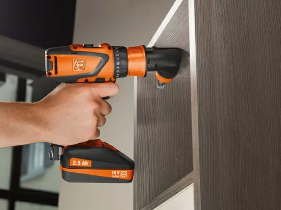 Аккумуляторная дрель-шуруповерт Fein ASCM 18 QSW (2х2,5 Ач) с комплектом насадок QuickIN №3