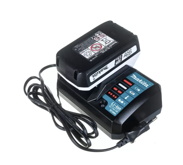 Аккумуляторная дрель-шуруповерт Makita DF488 DWAE (2х2,0 Ач) – фото №1 Аккумуляторная дрель-шуруповерт Makita DF488 DWAE (2х2,0 Ач) – №1