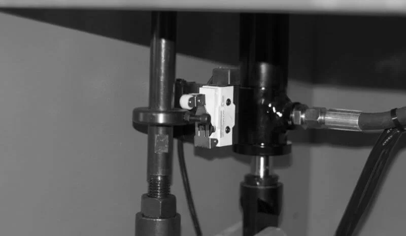 Гильотина гидравлическая Stalex HQ01-2x1320B – №6