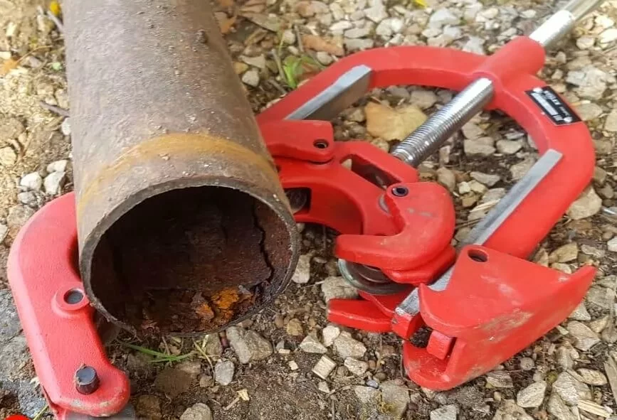 Труборез Stalex MHPC-4 с хомутной защелкой – фото №1 Труборез Stalex MHPC-4 с хомутной защелкой – №1