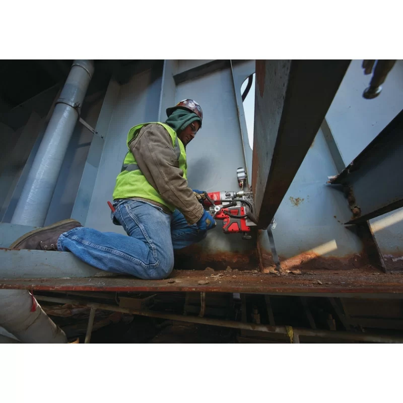 Аккумуляторная дрель на магнитной станине Milwaukee M18 FMDP-0C FUEL без акк. и з/у №6