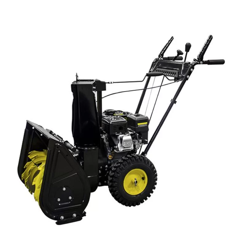 Снегоуборщик бензиновый Champion ST 655 – фото №1 Снегоуборщик бензиновый Champion ST 655 – №1