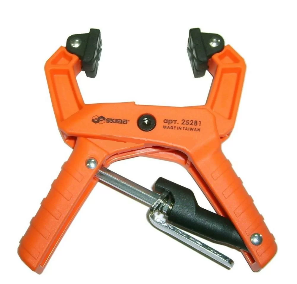 Струбцина-зажим быстрозажимная Skrab 130x38 мм (25281) – фото №1 Струбцина-зажим быстрозажимная Skrab 130x38 мм (25281) – №1