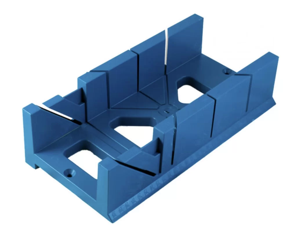 Стусло пластиковое Практик 300х110х60 мм с линейкой (79276) – фото №1 Стусло пластиковое Практик 300х110х60 мм с линейкой (79276) – №1