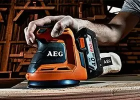 Также читайте «Тестируем шлифовальную машинку от AEG»
