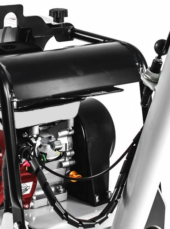 Виброплита бензиновая Helmut RP120H – фото №5 Виброплита бензиновая Helmut RP120H – №5