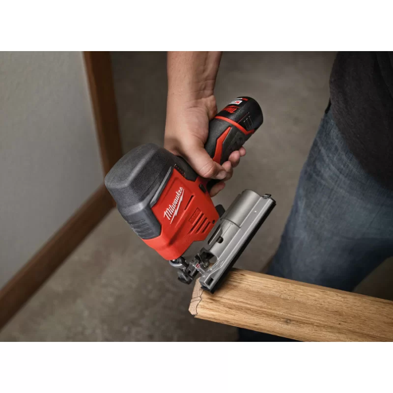 Аккумуляторный лобзик Milwaukee M12 JS-402B (Li-Ion 4 Ач) №3