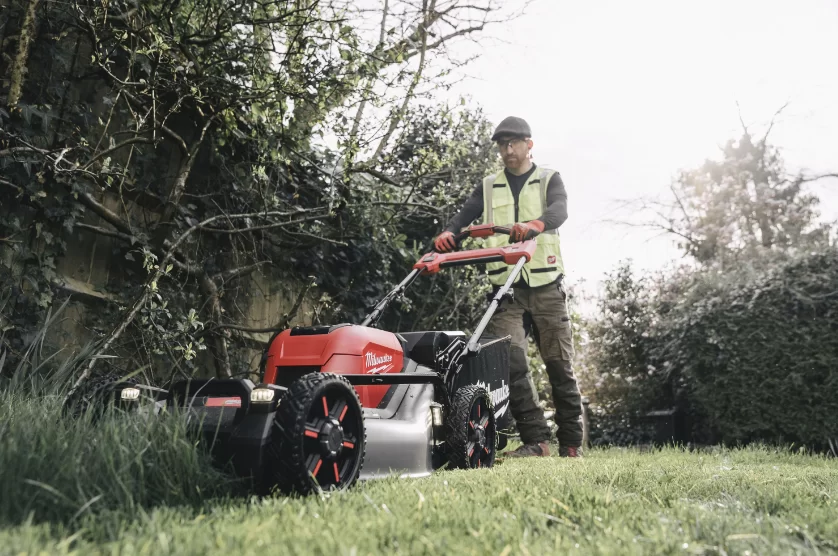 Аккумуляторная самоходная газонокосилка Milwaukee M18F2LM53-122 – №6