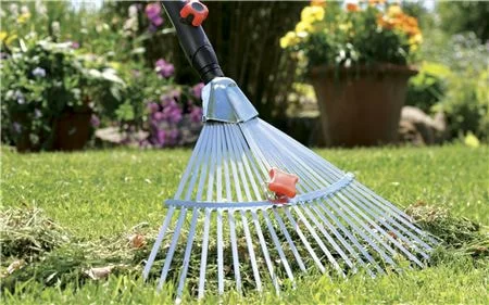 Грабли стальные веерные регулируемые Gardena 30-50 см (насадка для Gardena Combisystem) №1