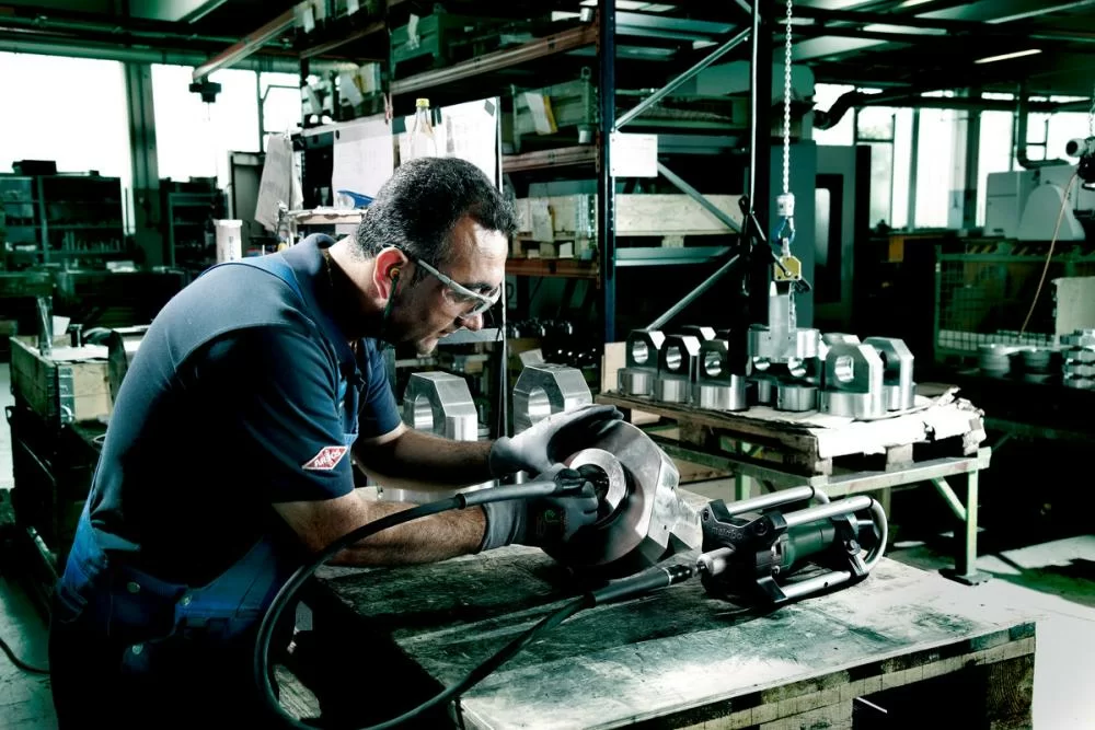 Прямая шлифовальная машина Metabo GE 710 Plus №2