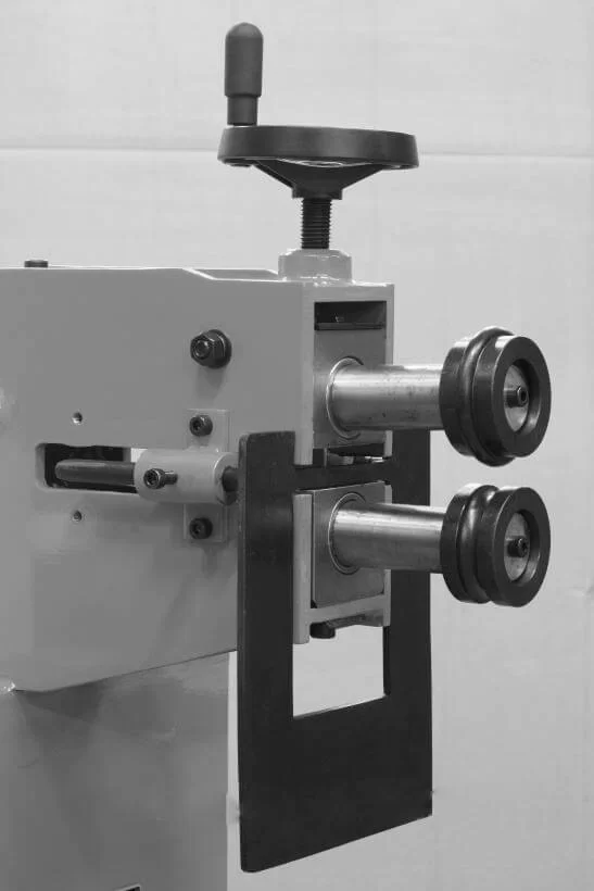 Станок зиговочный Stalex RM-18E электромеханический – фото №1 Станок зиговочный Stalex RM-18E электромеханический – №1