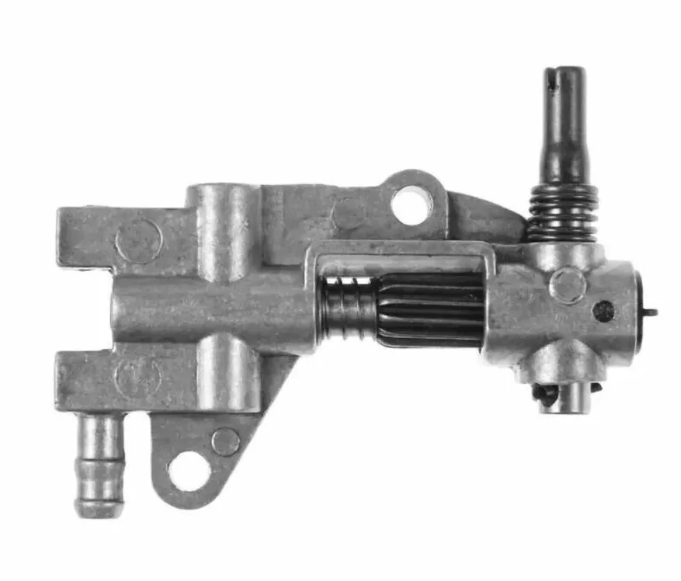 Маслонасос IGP для бензопил Champion 55/ 250/ 245/ 254/ 251/ 256 – фото №1 Маслонасос IGP для бензопил Champion 55/ 250/ 245/ 254/ 251/ 256 – №1