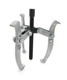 Товар «Съёмник шарнирный трехлапый Дело Техники 150 мм » Фото товара «Съёмник шарнирный трехлапый Дело Техники 150 мм »