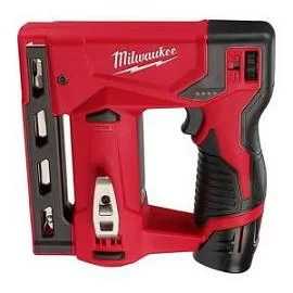 Фото товара «Аккумуляторный степлер Milwaukee M12 BST-202X (2х2,0 Ач)»