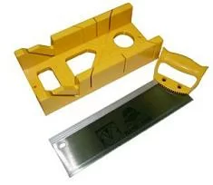 Вы смотрели Стусло пластиковое с ножовкой Skrab 300х100 мм (20807)