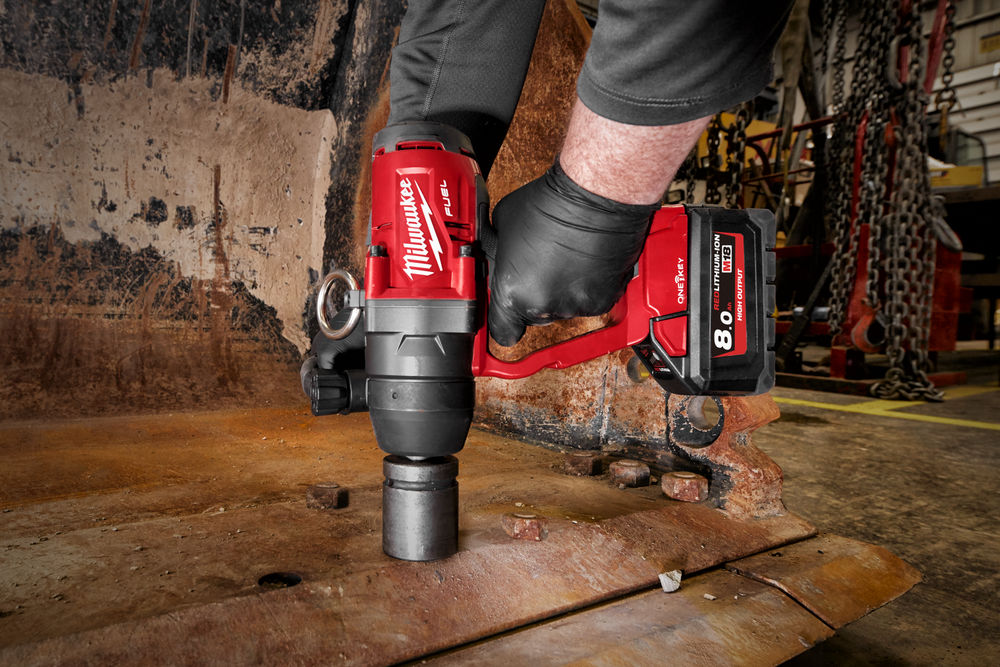 Аккумуляторный гайковерт Milwaukee M18 ONEFHIWF1-802X ONE-KEY FUEL 1'' (2х8,0 Ач) №4