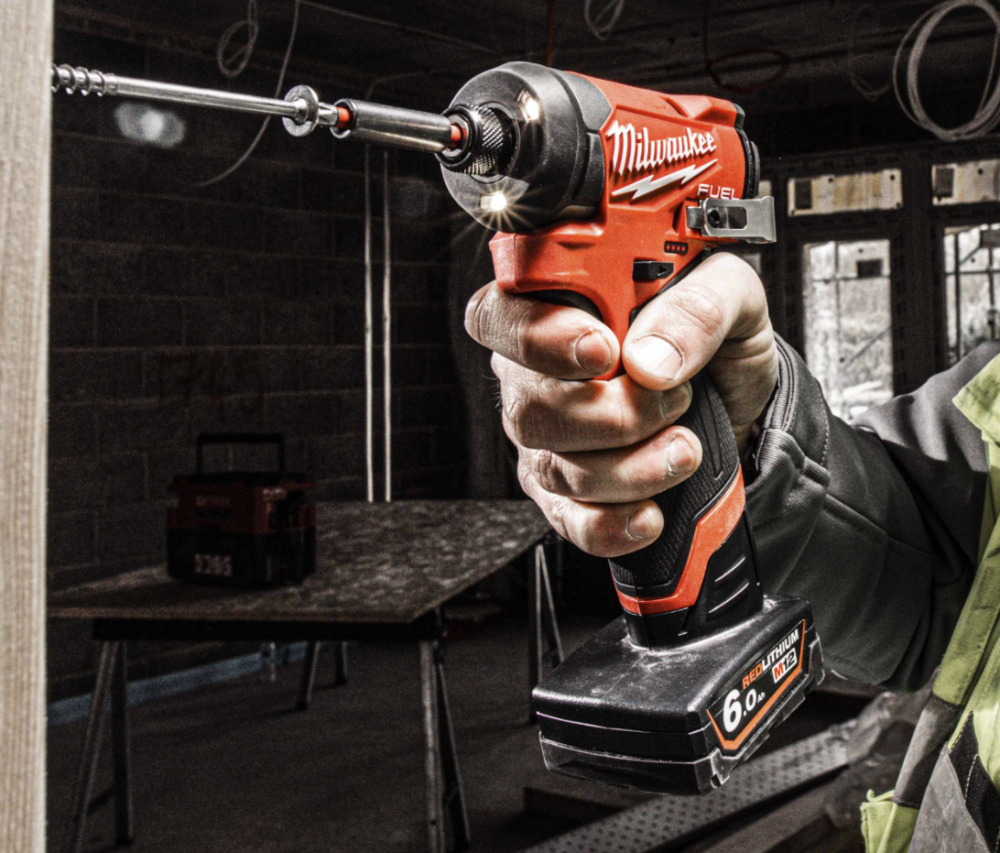 Аккумуляторный винтоверт Milwaukee M12 FID2-0 (без акк. и з/у) №2