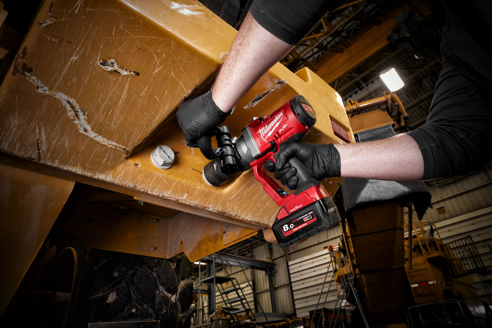 Аккумуляторный гайковерт Milwaukee M18 ONEFHIWF1-802X ONE-KEY FUEL 1'' (2х8,0 Ач) №3