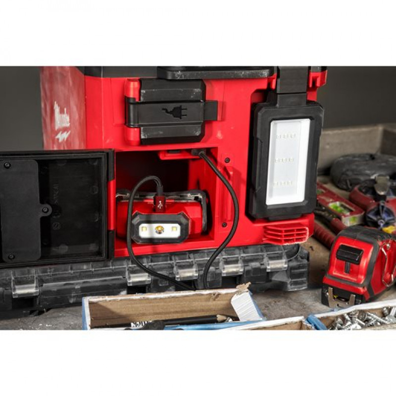 Акк. фонарь Milwaukee M18 POALC-0 с функцией зарядного устройства на базе PACKOUT – №7
