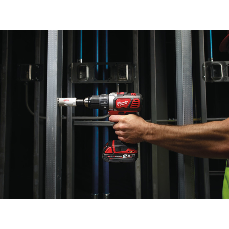 Аккумуляторная дрель-шуруповерт Milwaukee M18 BDD-202C (2х2,0 Ah) №2