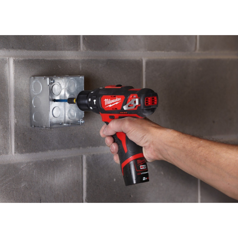 Аккумуляторная дрель-шуруповерт Milwaukee M12 BPD-402С (2х4,0 Ач) №6