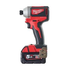 Фото товара «Аккумуляторный винтоверт Milwaukee M18 BLID2-502X (2х5,0 Ач)»