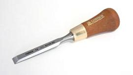 Товар «Стамеска зачистная Narex Wood Line Plus 12мм (811062)» Фото товара «Стамеска зачистная Narex Wood Line Plus 12мм (811062)»